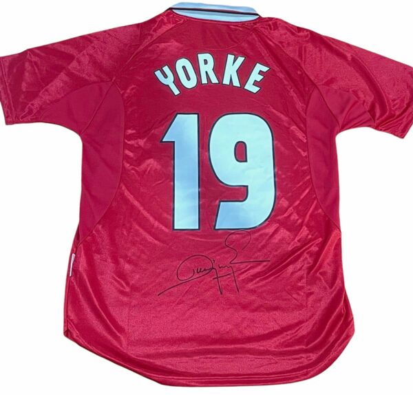 dwight yorke personally signed manchester united retro jersey