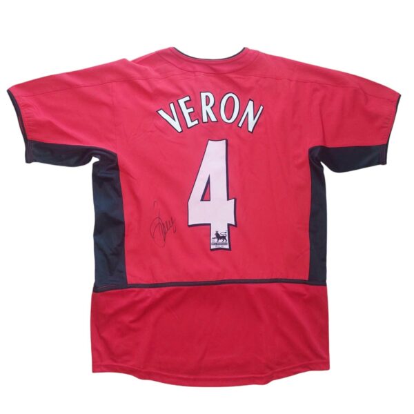 juan sebastian veron personally signed manchester united football shirt