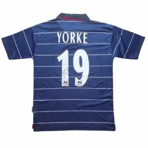 DWIGHT YORKE PERSONALLY SIGNED MANCHESTER UTD SHIRT