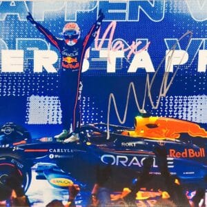 MAX VERSTAPPEN SIGNED 10X8 F1 PHOTO