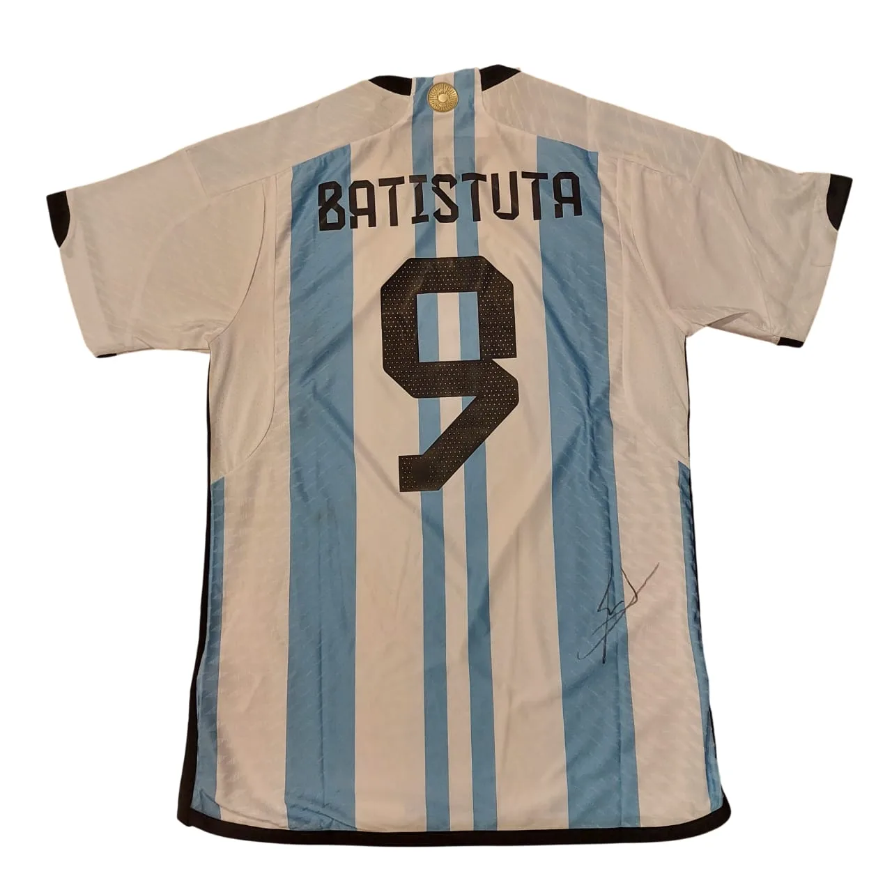GABRIEL BATISTUTA SIGNED ARGENTINA FOOTBALL SHIRT - Grandstand